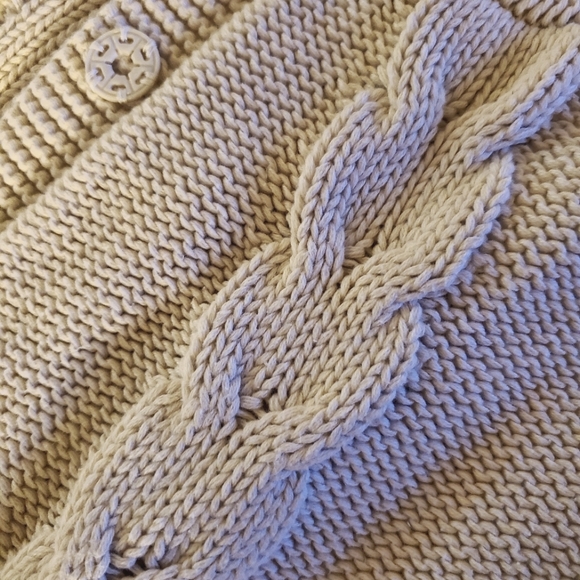 Solid Cable-knit Short-sleeved Cardigan in Natural - Picture 4 of 8